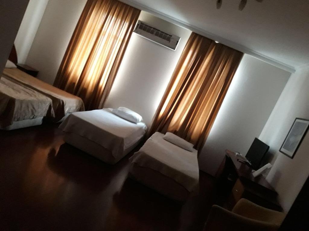 Bp Hotel Baku Luaran gambar